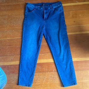 Universal Standard skinny jeans size 14